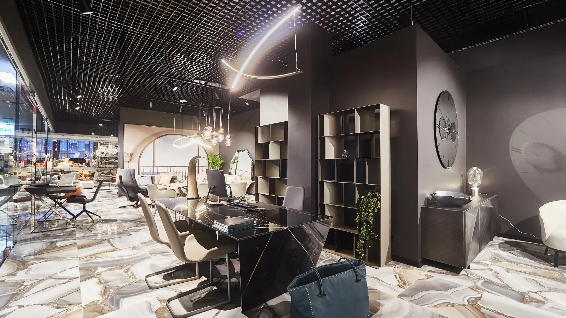 RIM ТЦ «Мегадом» - фото